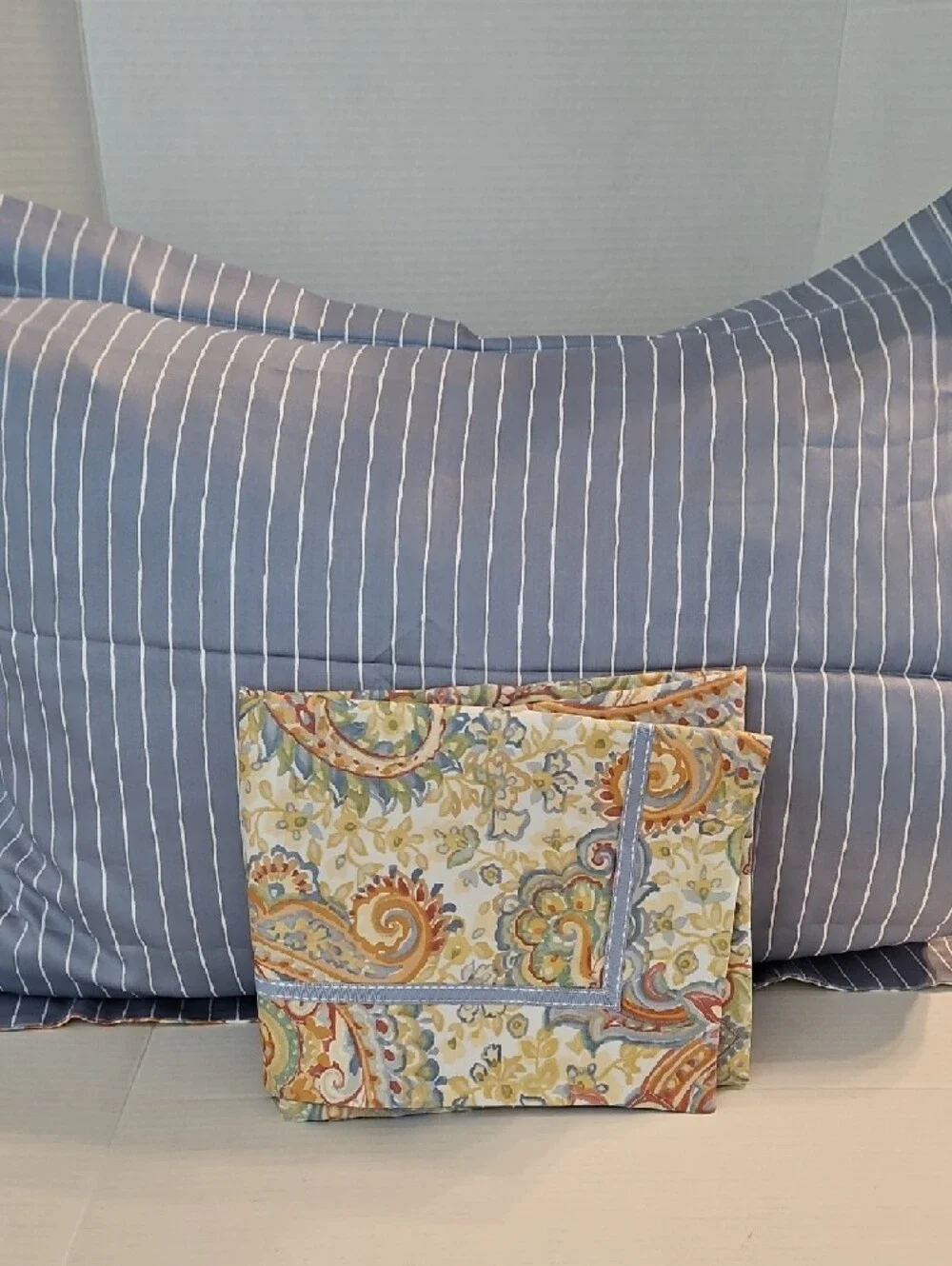 Charter Club Collection Multi-Color Paisley Reverse Blue Stripe Full Duvet Set